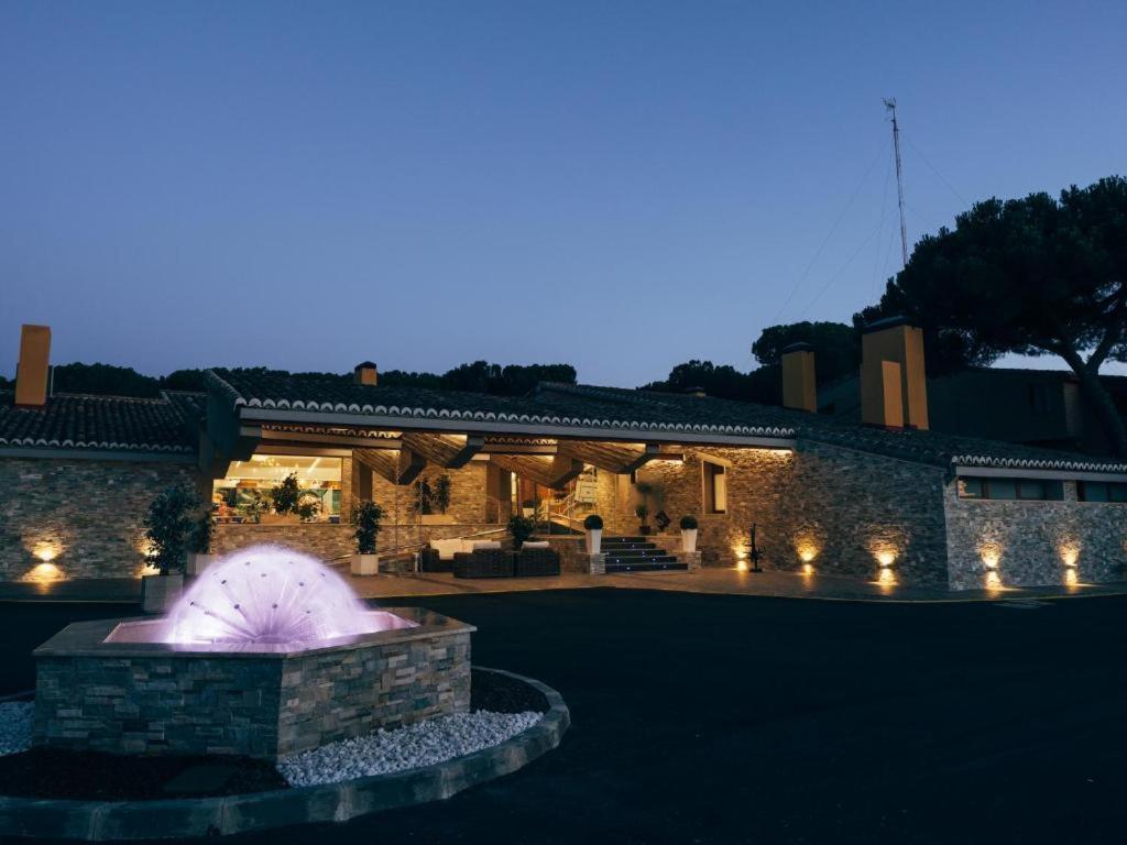Hotel Restaurante El Montico Tordesillas Exterior photo